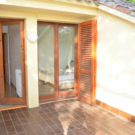 Сasa de vacaciones Els Vents Para 6 Personas En Playa Privada De *